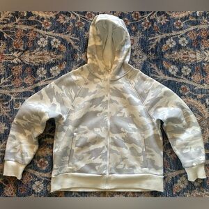 Fleo Women’s white camo zip up hoodie size medium